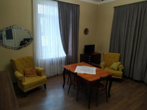 Apartment on 5 December street